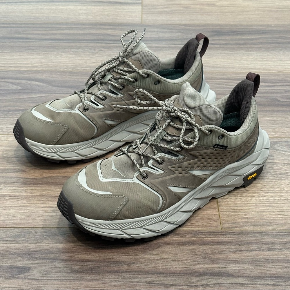 Men's Trail Running Sneakers in Taupe